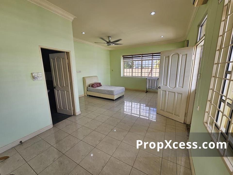 5-Bedroom Semi-Detached for sale in Kota Kinabalu, Sabah photo 13