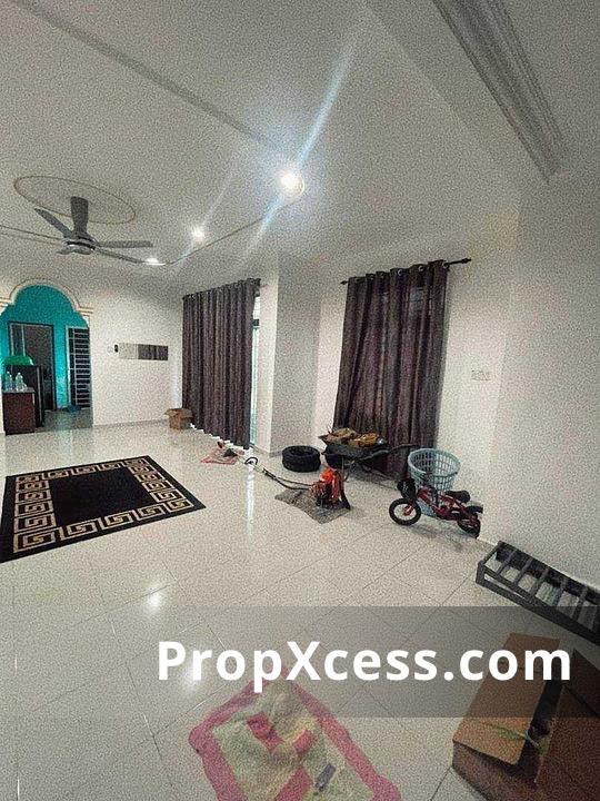 4-Bedroom Terrace / Link for sale in Kelantan photo 8