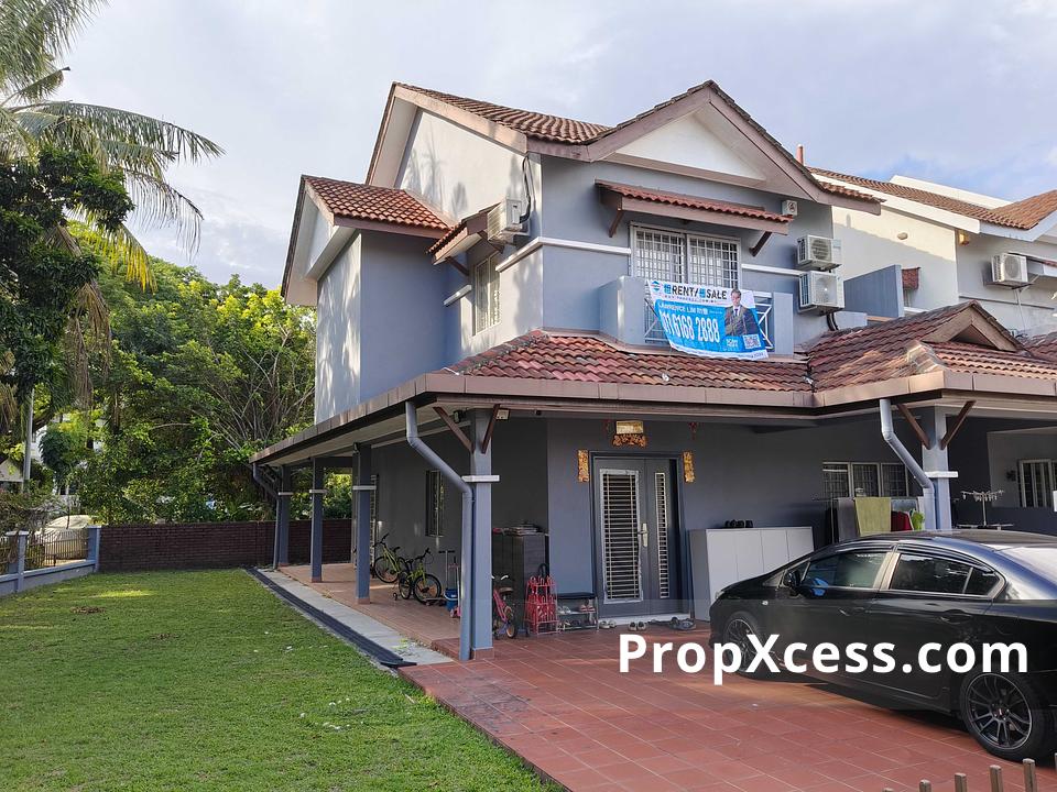 4-Bedroom Terrace / Link for sale in Puchong, Selangor