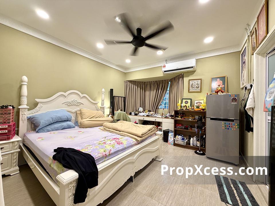 3-Bedroom Terrace / Link for sale in Selangor photo 8