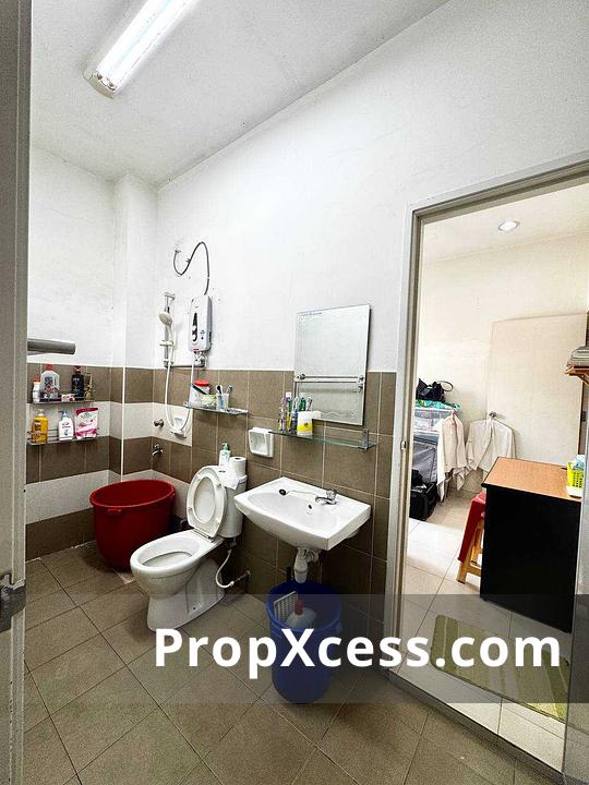 4-Bedroom Condominium for sale in Johor photo 9