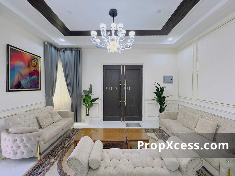 6-Bedroom Bungalow / Detached for sale in Kelantan photo 3