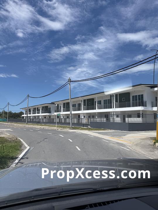 4-Bedroom Terrace / Link for sale in Sabah photo 1