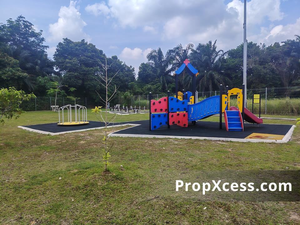 4-Bedroom Semi-Detached for sale in Selangor photo 2