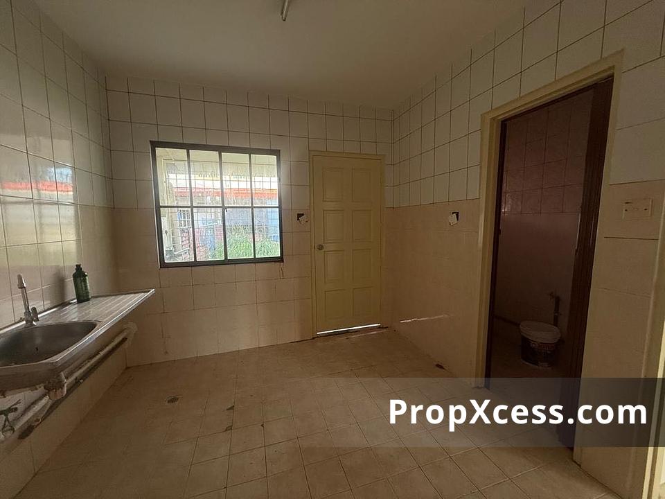 5-Bedroom Terrace / Link for sale in Kota Kinabalu, Sabah photo 3