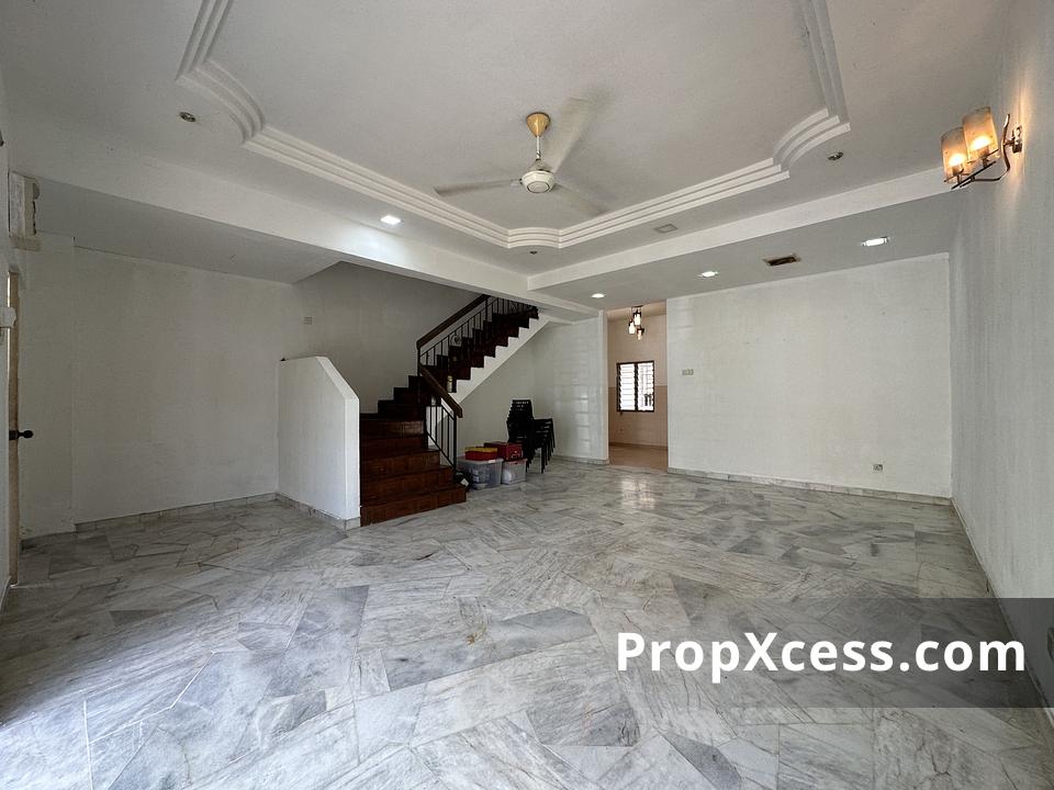 4-Bedroom Terrace / Link for sale in Selangor photo 1