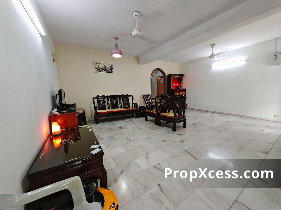 7-Bedroom Terrace / Link for sale in Petaling Jaya, Selangor photo 12