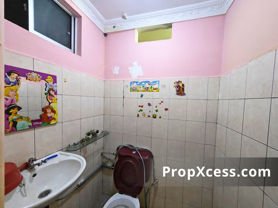 2-Bedroom Terrace / Link for sale in Kota Kinabalu, Sabah photo 9