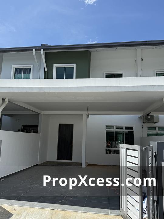 4-Bedroom Terrace / Link for sale in Sabah photo 3