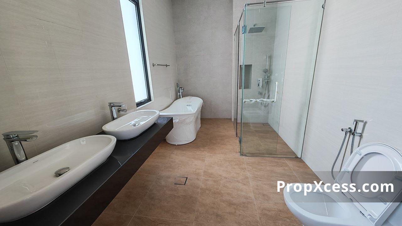 6-Bedroom Bungalow / Detached for sale in Johor photo 6