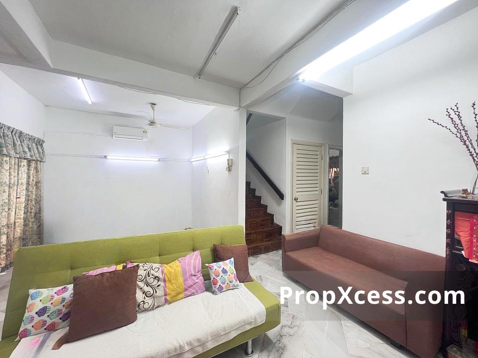 4-Bedroom Terrace / Link for sale in Selangor photo 1
