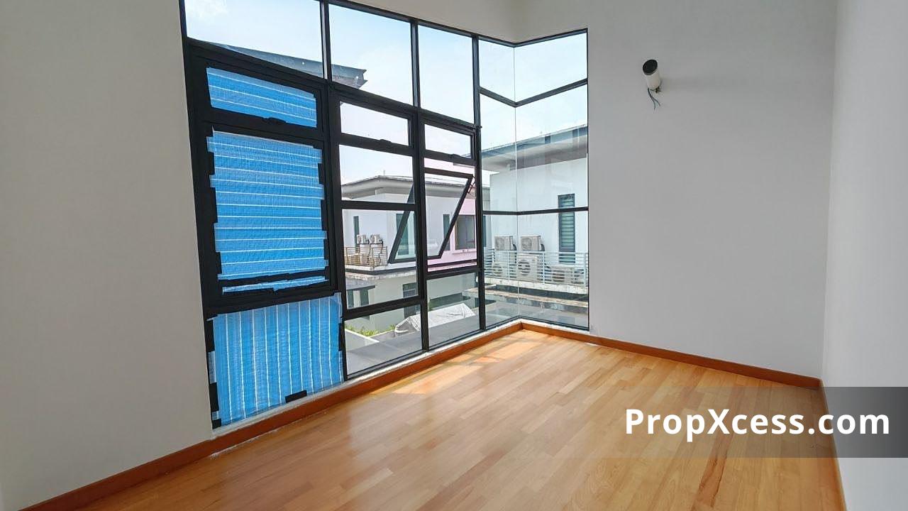 6-Bedroom Bungalow / Detached for sale in Johor photo 11
