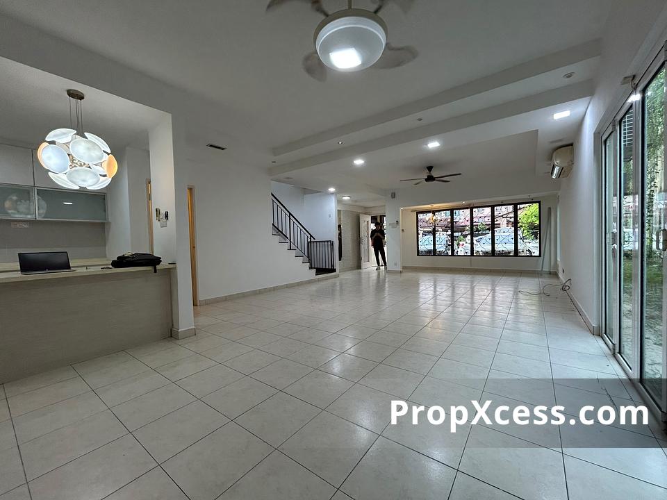 5-Bedroom Terrace / Link for sale in Puchong, Selangor