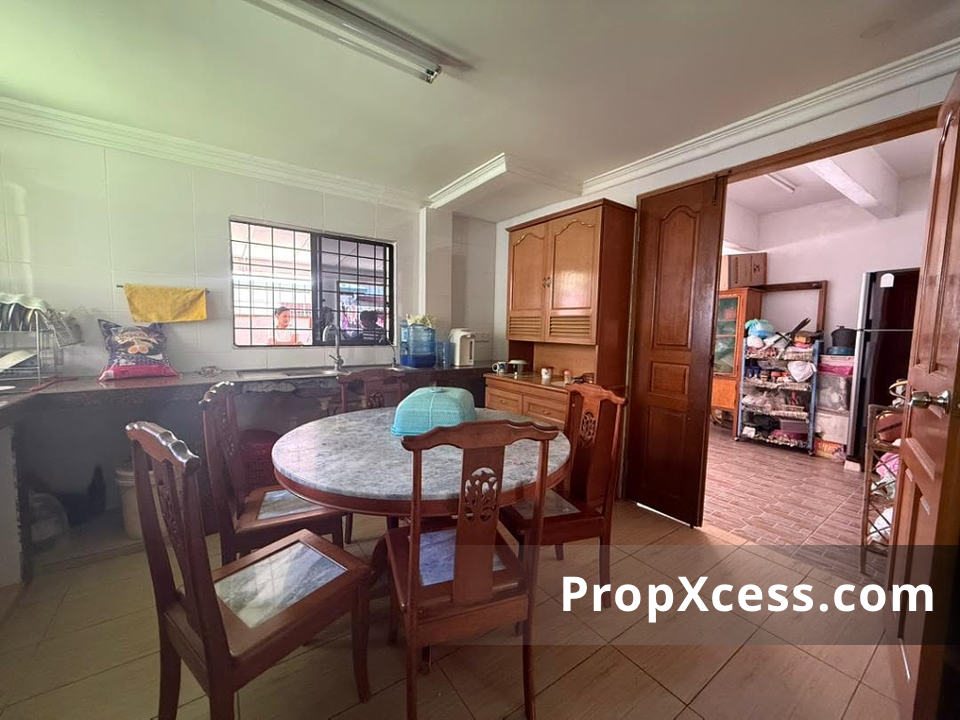 5-Bedroom Semi-Detached for sale in Sabah photo 6