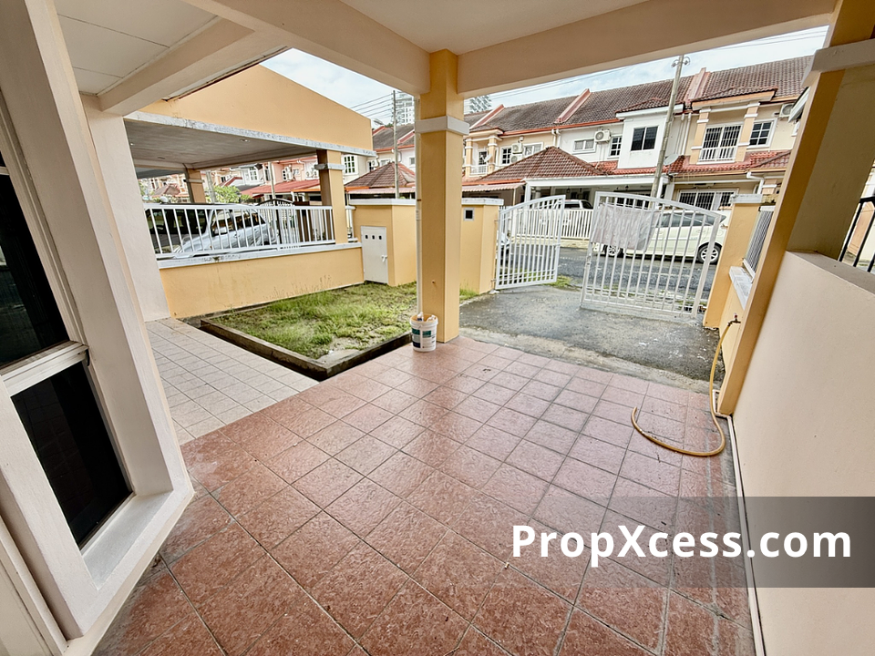4-Bedroom Terrace / Link for sale in Kota Kinabalu, Sabah photo 1
