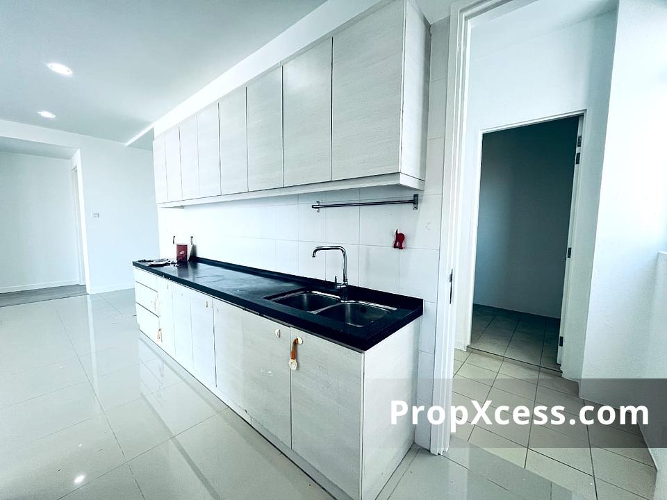 4-Bedroom Condominium for sale in Kuala Lumpur photo 3