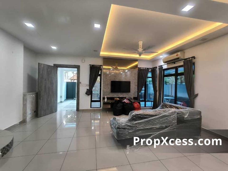 5-Bedroom Condominium for sale in Johor photo 2