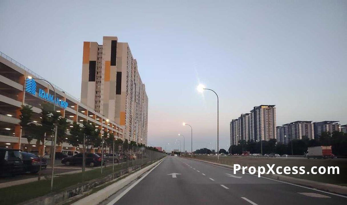 3-Bedroom Apartment for rent in Puchong, Selangor photo 2