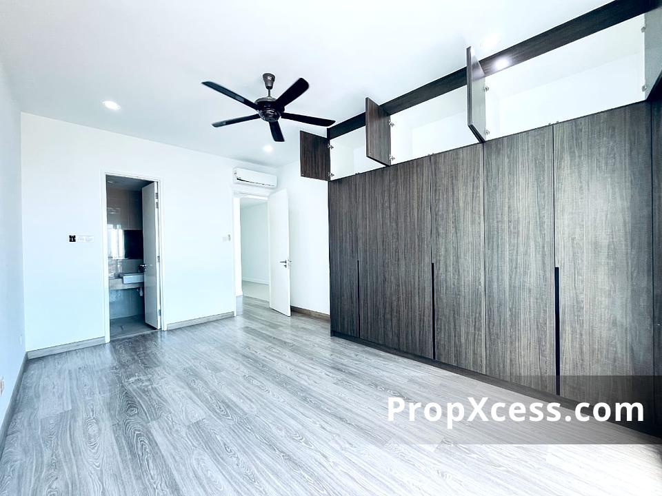 4-Bedroom Condominium for sale in Kuala Lumpur photo 1