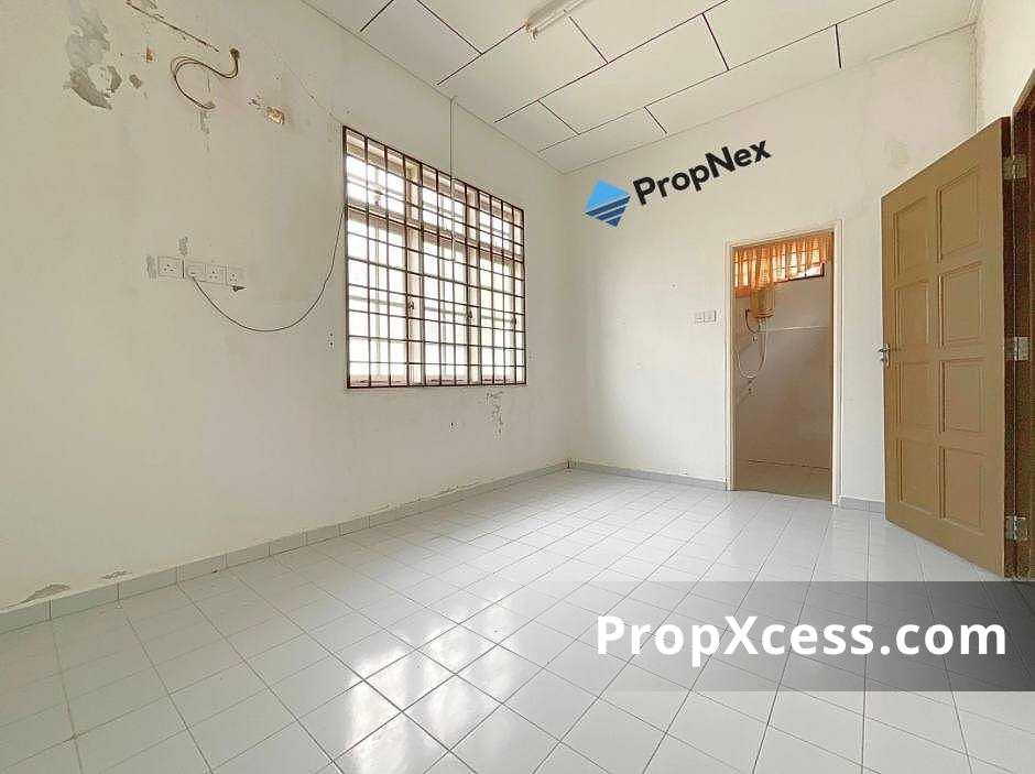 4-Bedroom Bungalow / Detached for sale in Kelantan photo 13
