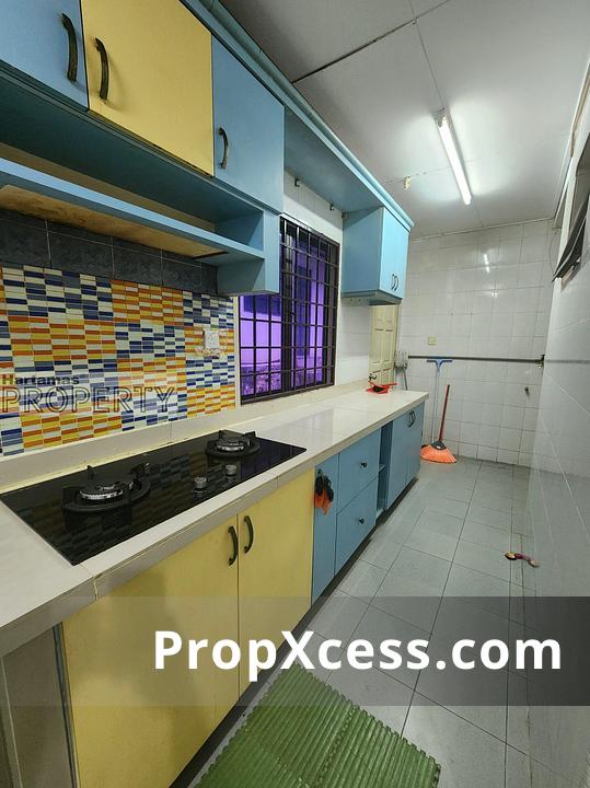 4-Bedroom Terrace / Link for rent in Bandar Utama, Petaling Jaya, Selangor