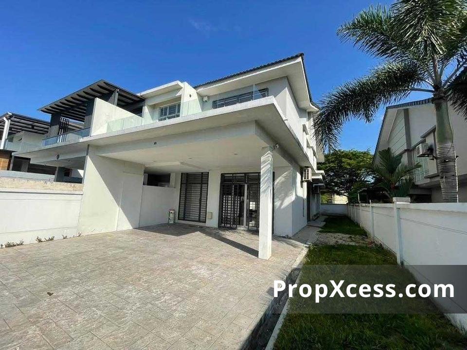 4-Bedroom Semi-Detached for sale in Johor photo 3