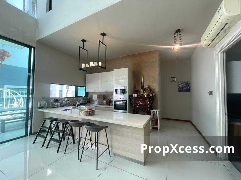 5-Bedroom Bungalow / Detached for sale in Johor photo 4