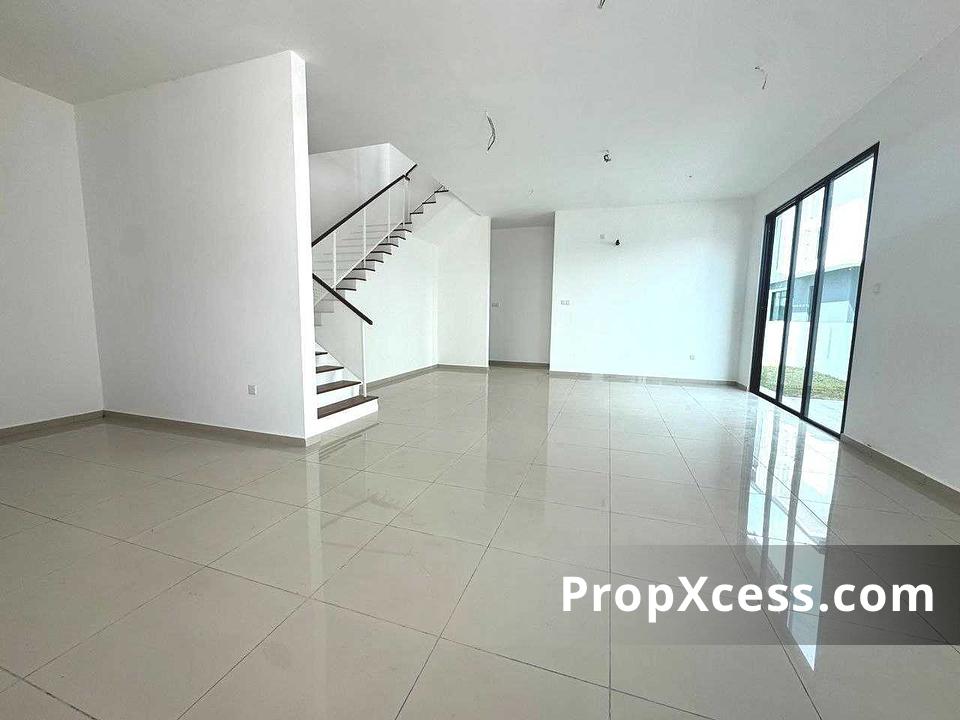4-Bedroom Semi-Detached for sale in Ulu Tiram, Johor Bahru, Johor photo 4