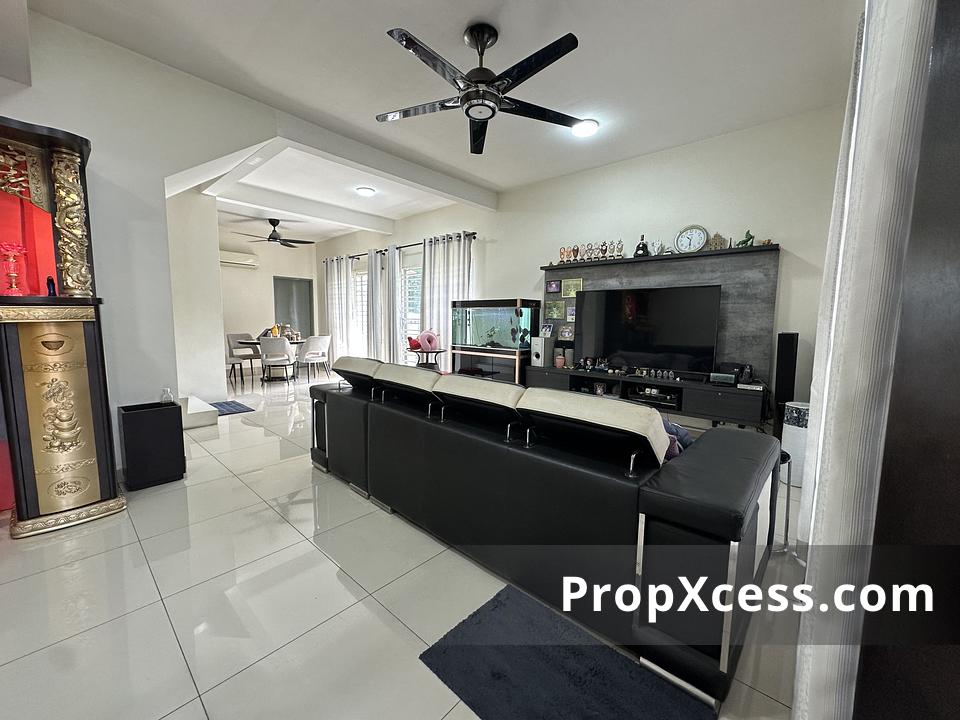 4-Bedroom Terrace / Link for sale in Selangor photo 1