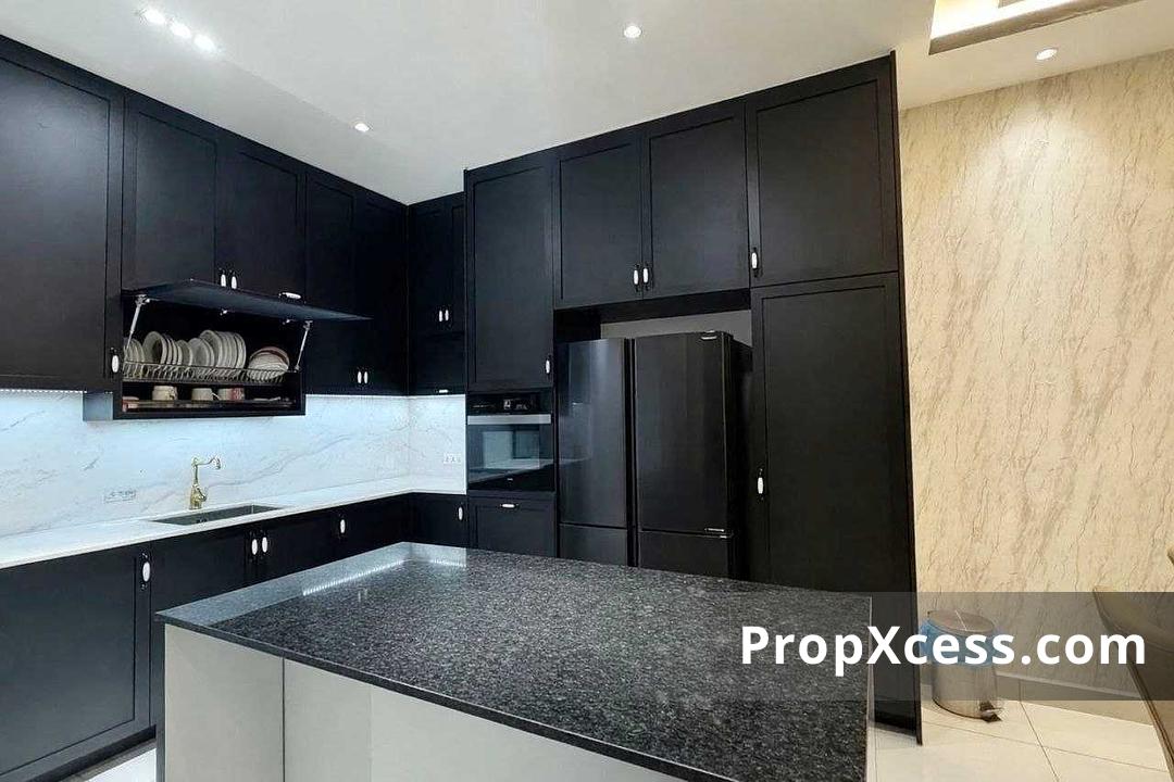 4-Bedroom Terrace / Link for sale in Johor Bahru, Johor photo 4