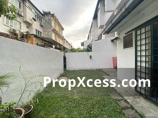 4-Bedroom Terrace / Link for sale in Selangor photo 4