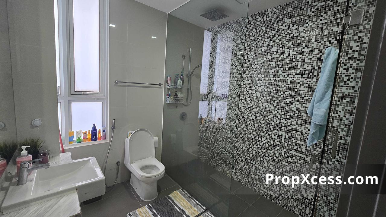 2-Bedroom Condominium for rent in Kuala Lumpur photo 10