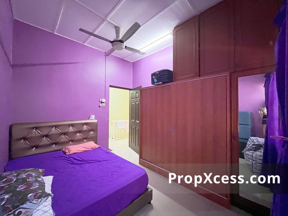4-Bedroom Terrace / Link for sale in Bandar Sungai Long, Kajang, Selangor photo 9