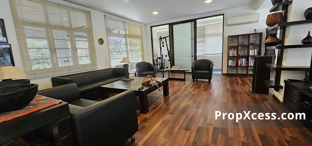 5-Bedroom Bungalow / Detached for sale in Shah Alam, Selangor photo 1