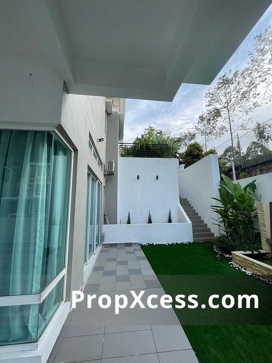 3-Bedroom Terrace / Link for sale in Semenyih, Selangor photo 12