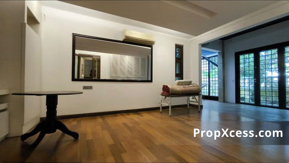6-Bedroom Semi-Detached for sale in Kuala Lumpur photo 18