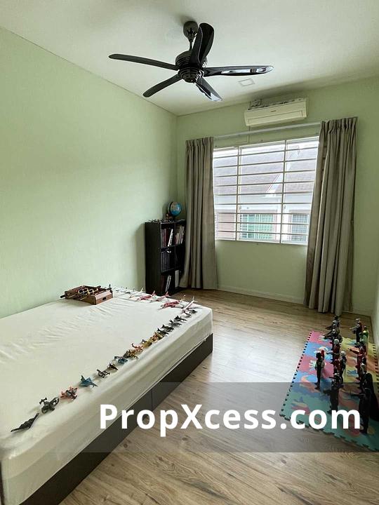 4-Bedroom Terrace / Link for sale in Kota Kinabalu, Sabah photo 1