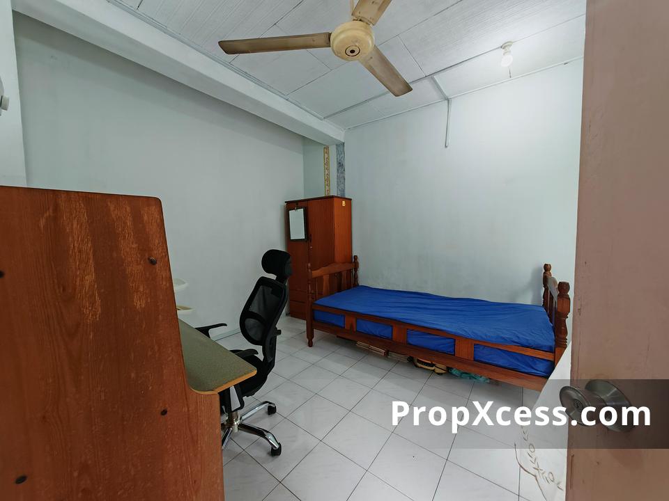7-Bedroom Terrace / Link for sale in Petaling Jaya, Selangor photo 6