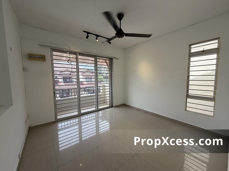 3-Bedroom Townhouse for sale in Selangor photo 3