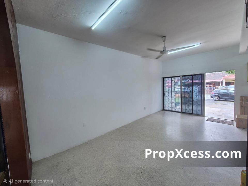 3-Bedroom Terrace / Link for sale in Petaling Jaya, Selangor photo 3