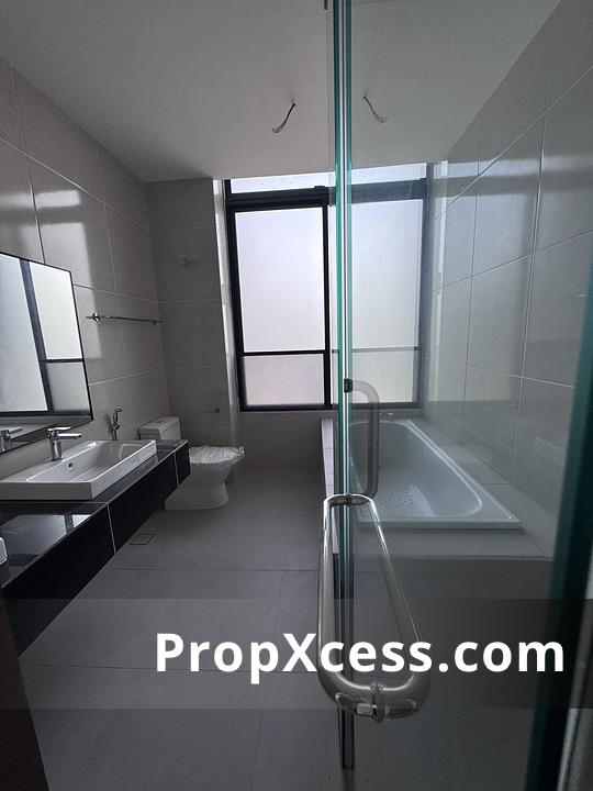 4-Bedroom Terrace / Link for sale in Iskandar Puteri, Johor