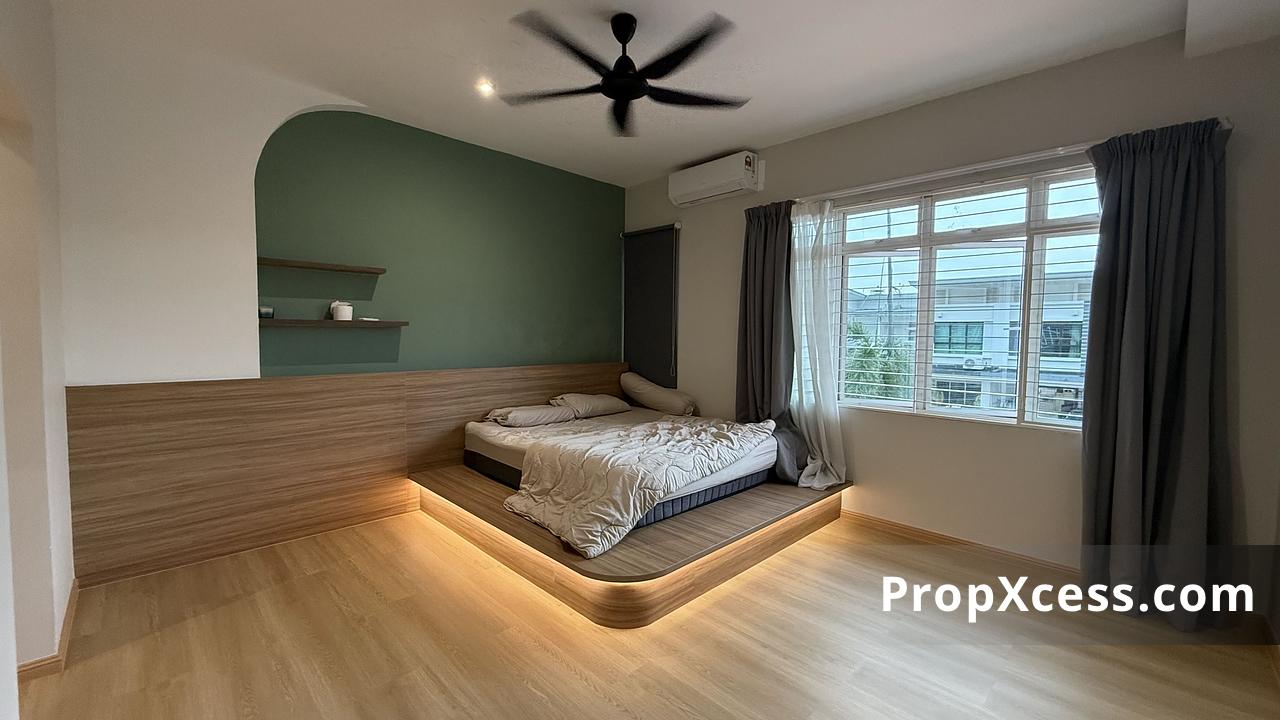 4-Bedroom Terrace / Link for sale in Bandar Sungai Long, Kajang, Selangor photo 8