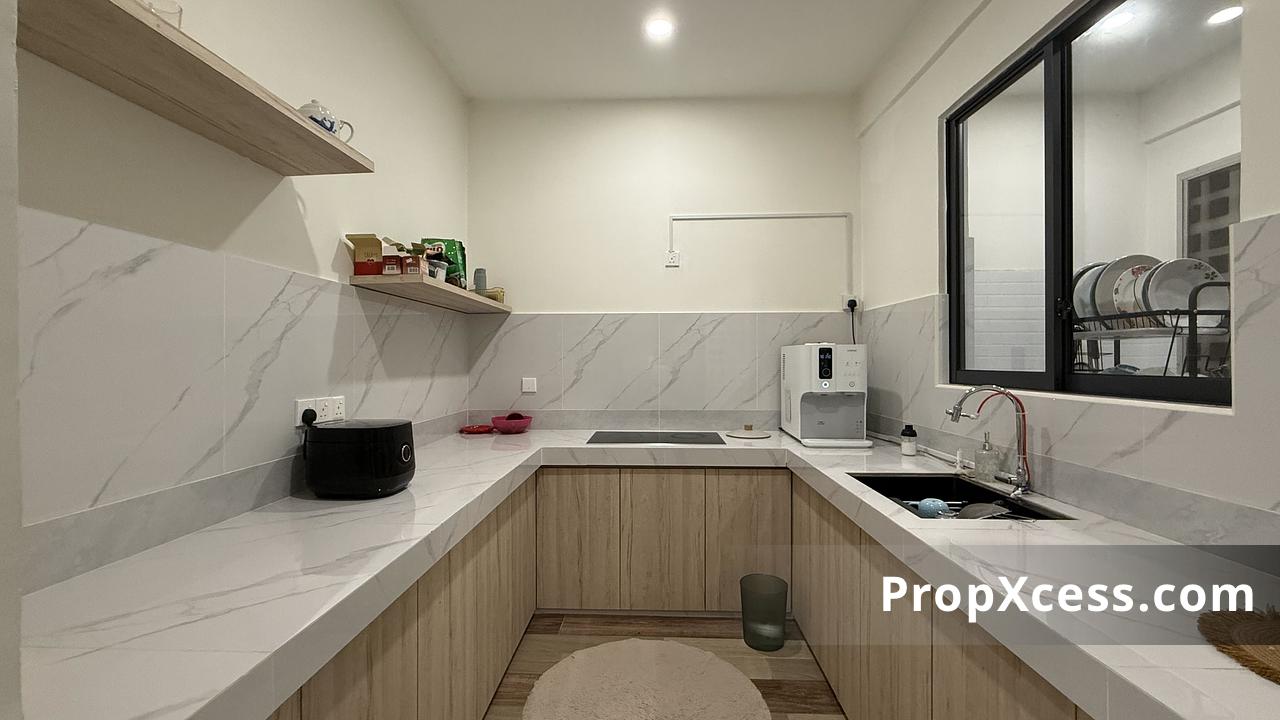 4-Bedroom Terrace / Link for sale in Bandar Sungai Long, Kajang, Selangor photo 16