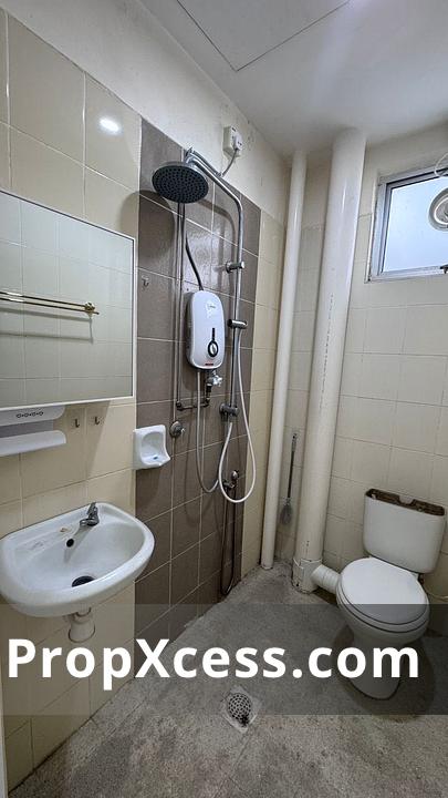 3-Bedroom Apartment for sale in Penang photo 8