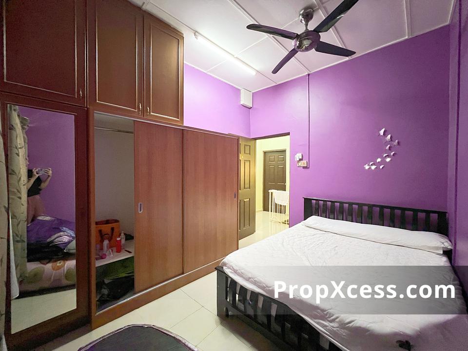4-Bedroom Terrace / Link for sale in Bandar Sungai Long, Kajang, Selangor photo 8