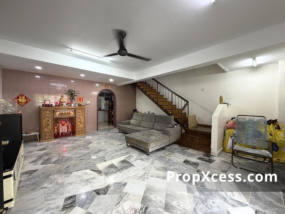 4-Bedroom Terrace / Link for sale in Selangor photo 1
