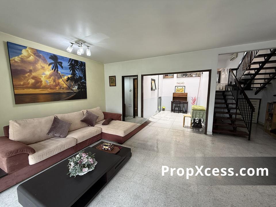 6-Bedroom Terrace / Link for sale in Seputeh, Kuala Lumpur photo 5