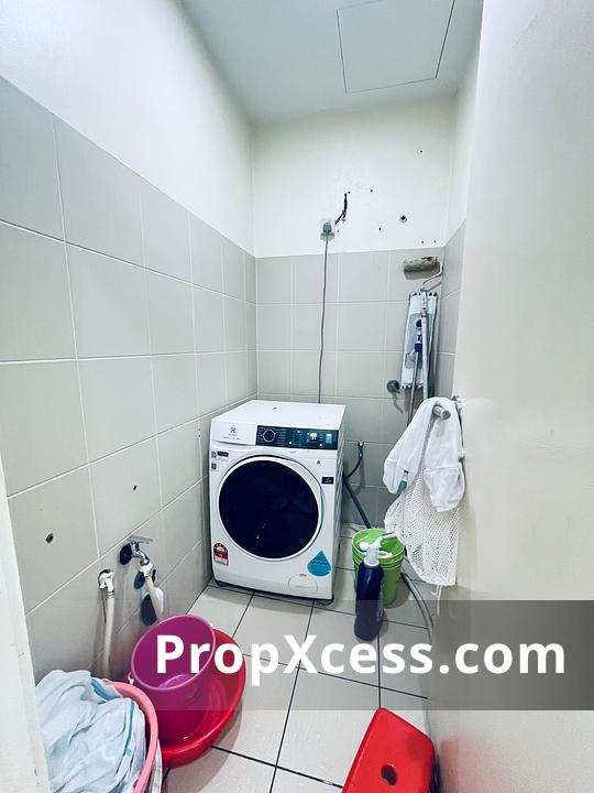 4-Bedroom Condominium for sale in Kuala Lumpur photo 5