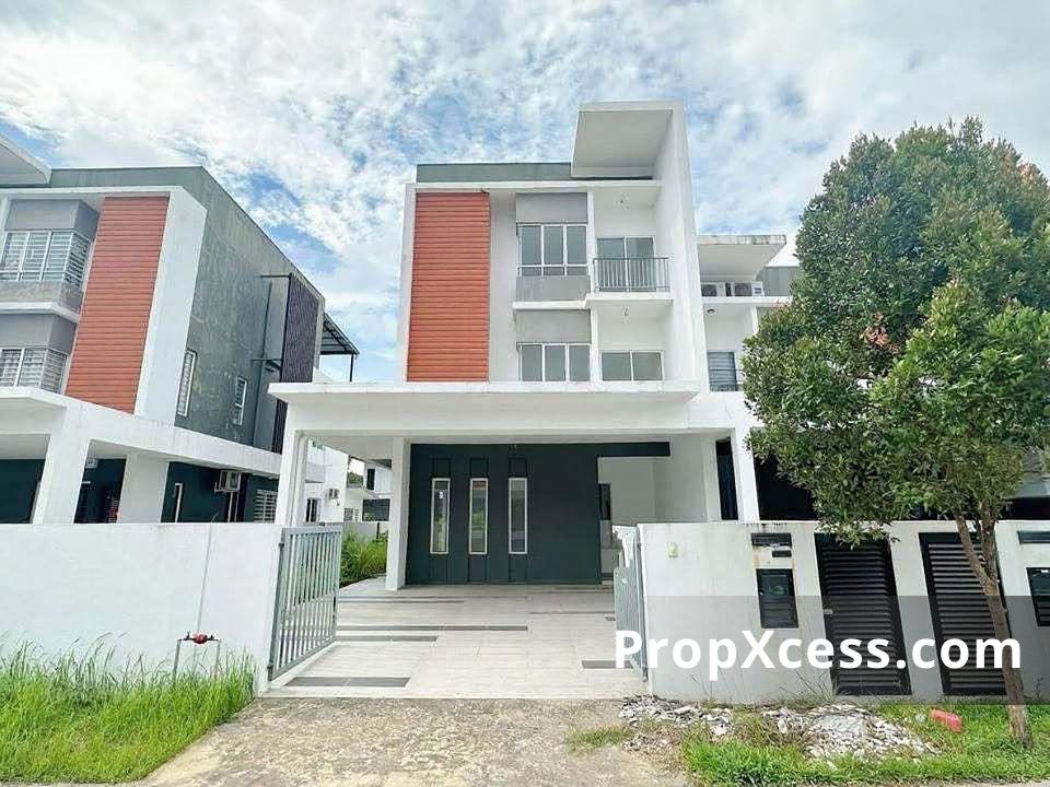 5-Bedroom Terrace / Link for sale in Kota Kinabalu, Sabah