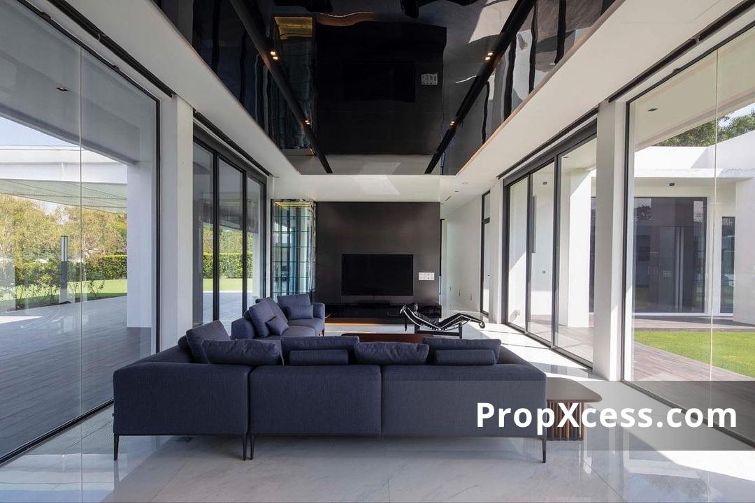 5-Bedroom Bungalow / Detached for sale in Johor photo 8